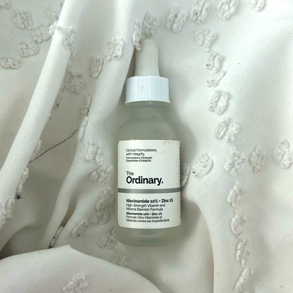 THE ORDINARY “NIACINAMIDE”